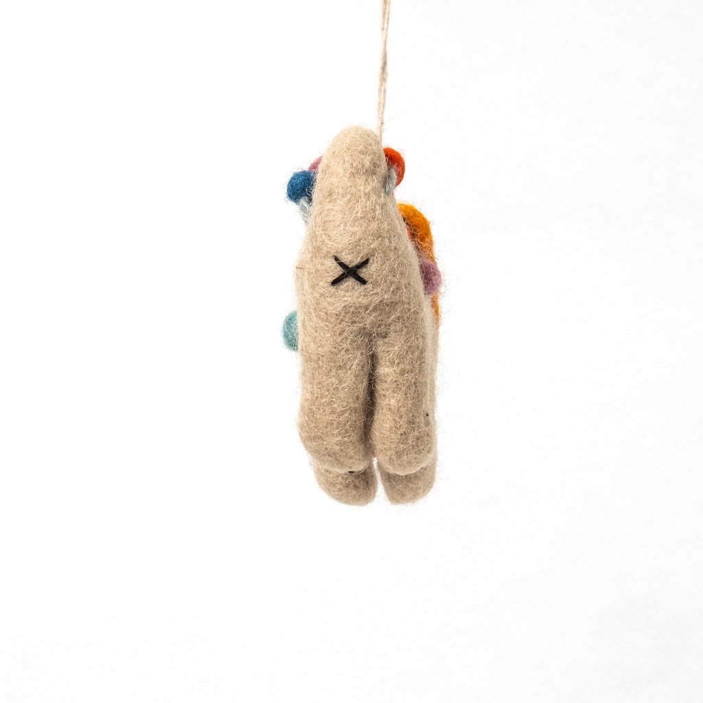 WRAP Filzanhänger WRAP “Willa, Dog with Baubles” | Hund aus Filz mit Weihnachtskugeln
