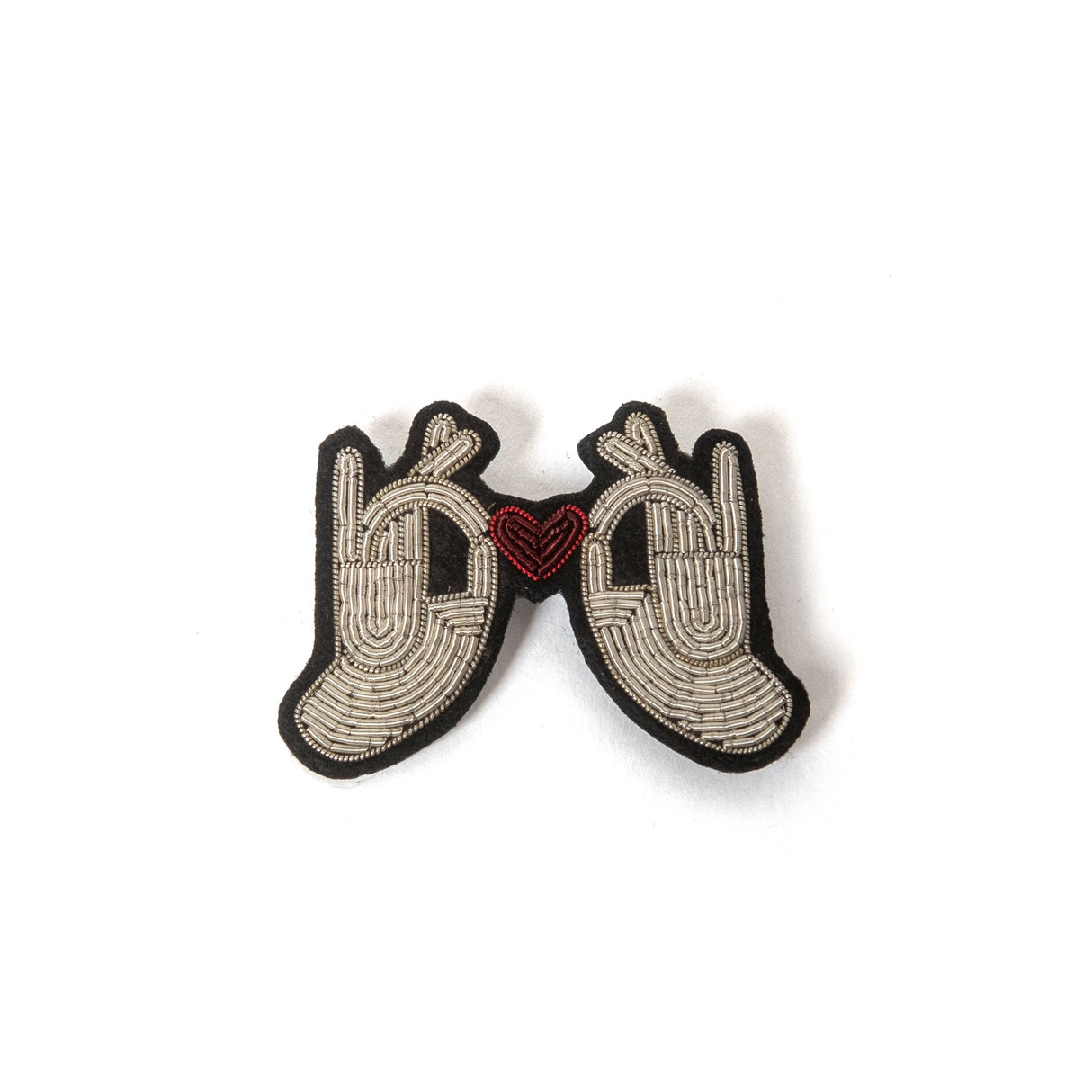 Macon&Lesquoy Brosche „Hands et Heart“ | Handbestickt | Macon&Lesquoy