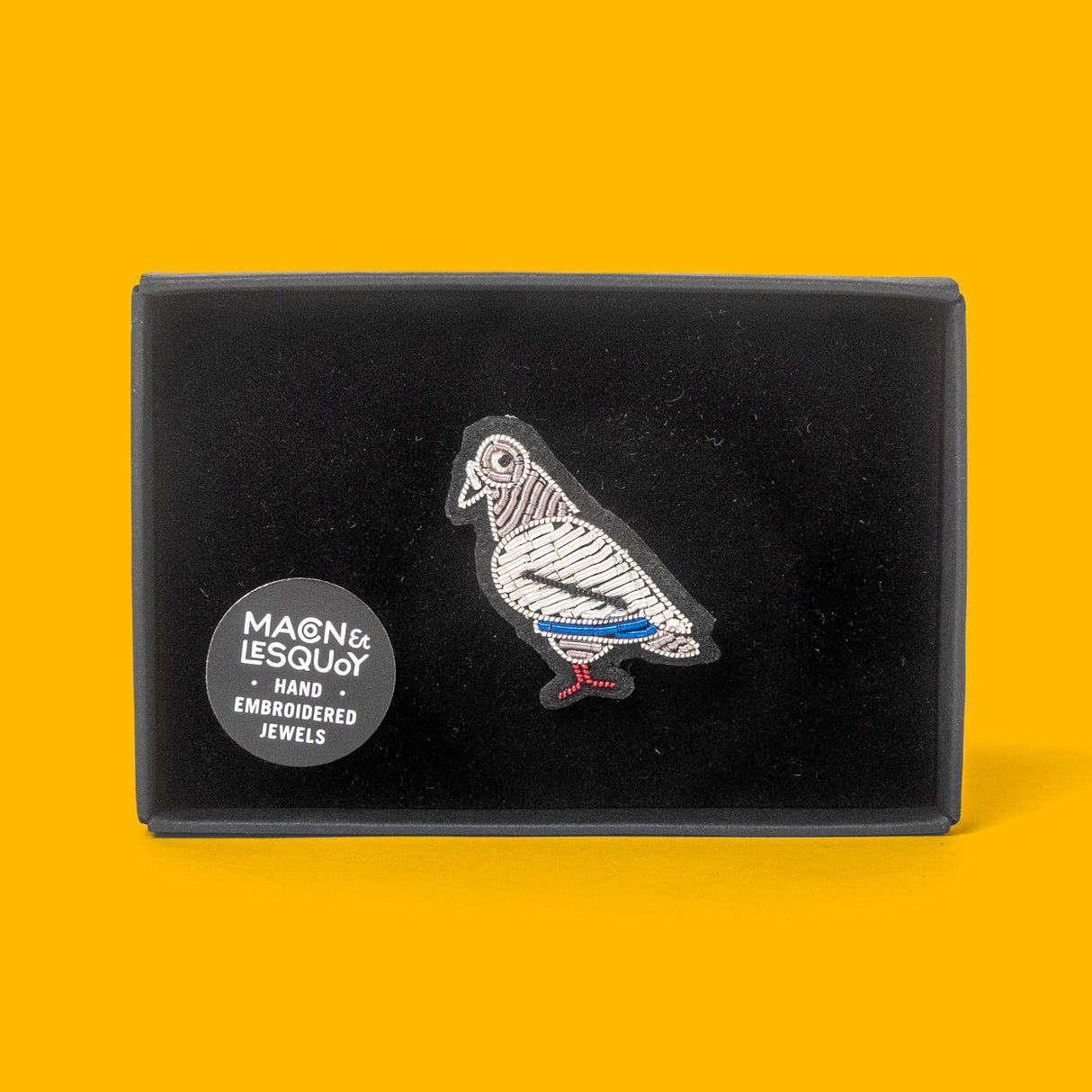 Macon&Lesquoy Brosche „Pigeon“ | Handbestickt | Macon&Lesquoy