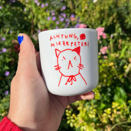 Becher “Miezepeter” | Verspieltes Design | Gianluca Scigliano