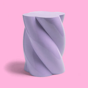 &Klevering Beistelltisch "Pillar Marshmallow Lilac" von &Klevering | Elegante Akzentmöbel im modernen Design