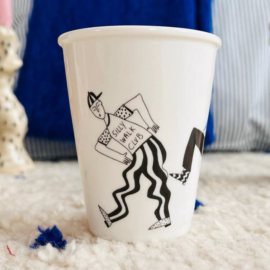 helen b Becher helen b "Silly Walk Club" | Design Mug mit Illustrationen von Helen Blancheart