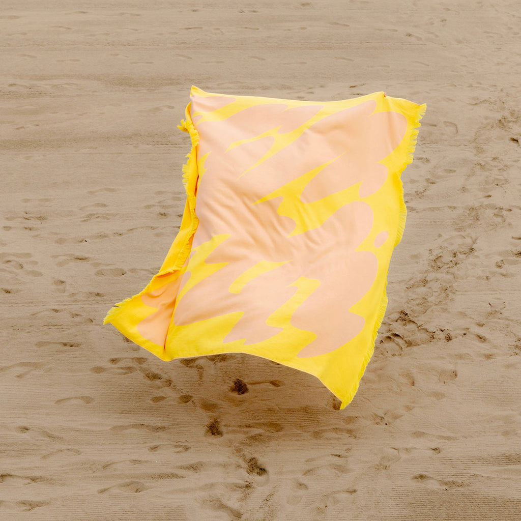 Volver Strandtuch Volver “Aqua” | Großes Strandtuch in Gelb