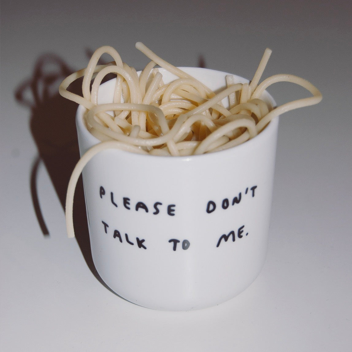 YAHYA Studio Becher "Please don't talk to me"