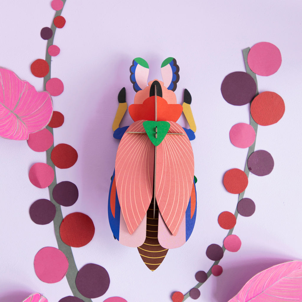 studio ROOF Wanddeko- Giant Lady Beetle