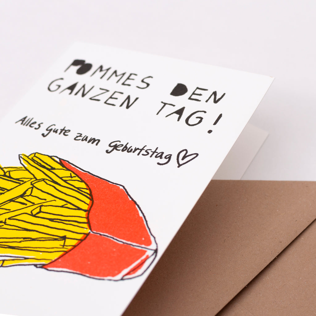 Superjuju Grußkarte "Happy Birthday Pommes" von Superjuju | Din-A6 Klappkarte mit passendem Umschlag