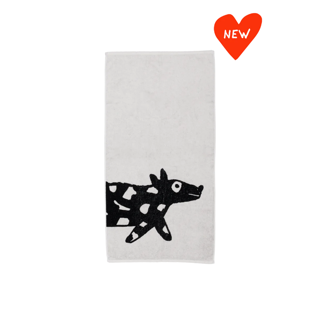 helen b Badetuch helen b "Dog" | mit Illustrationen von Helen Blancheart (70x140 cm)