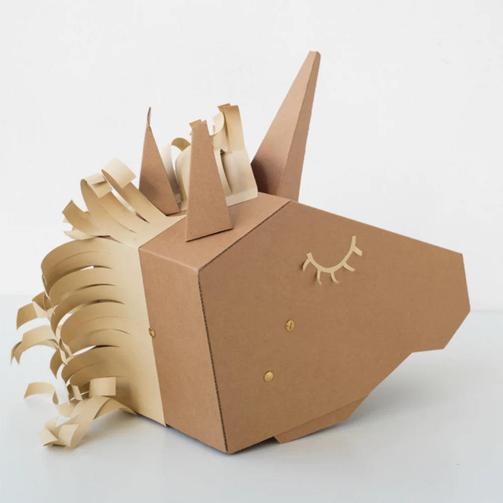 KOKO Cardboards DIY Kostüm Unicorn